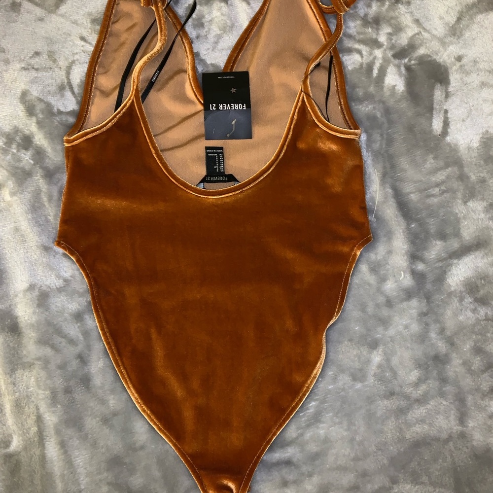 Velvet bodysuit - Picture 2 of 2